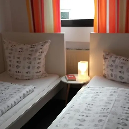 Gaestehaus Moselblick فندق مبيت وإفطار 3*