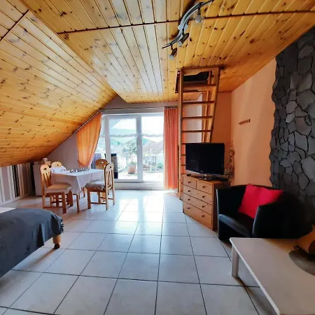 Gaestehaus Moselblick Bed & Breakfast *