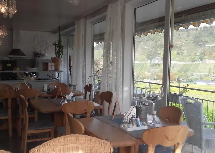 Gaestehaus Moselblick 3*