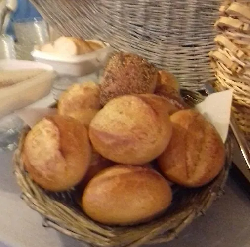 Gaestehaus Moselblick Bed & Breakfast Trittenheim