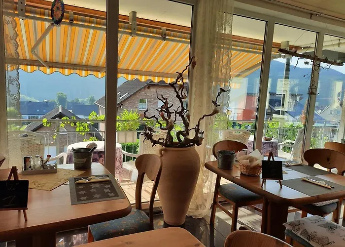 Gaestehaus Moselblick Bed and breakfast 3*