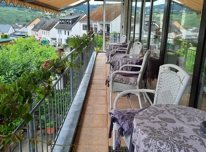 Bed and breakfast Gaestehaus Moselblick Trittenheim